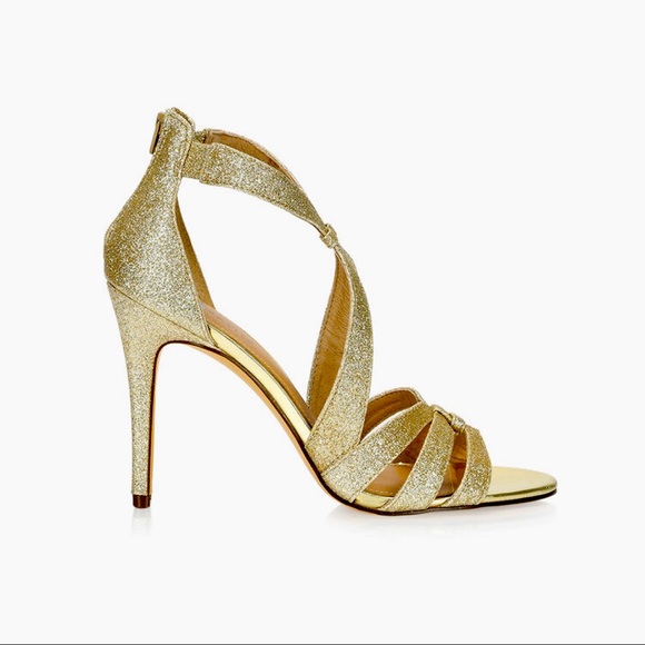 Brand new gorgeous shoes by Browns (Canada) - Picture 4 of 16